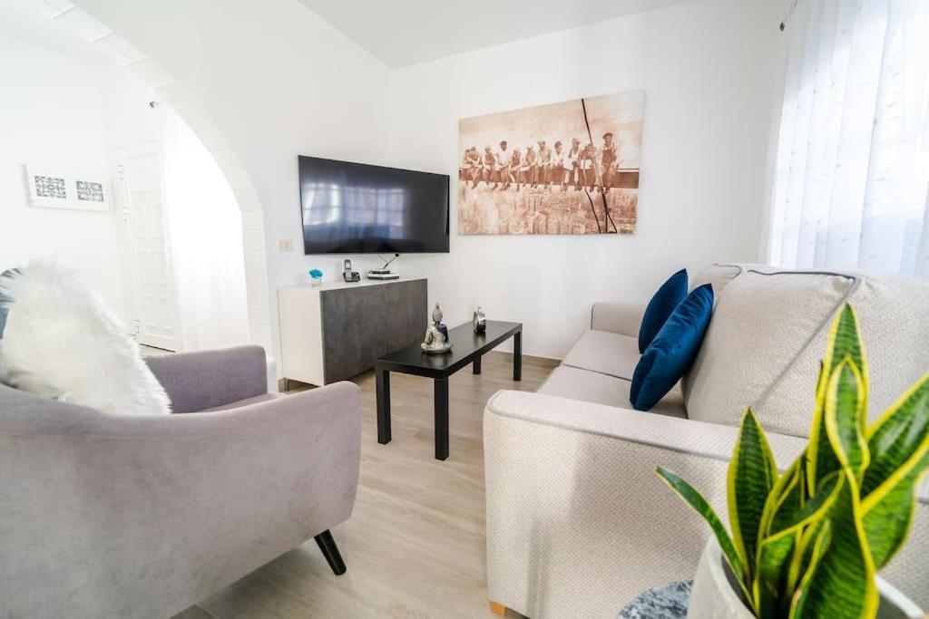 Vivienda Vacacional Efriland Frontera Bagian luar foto